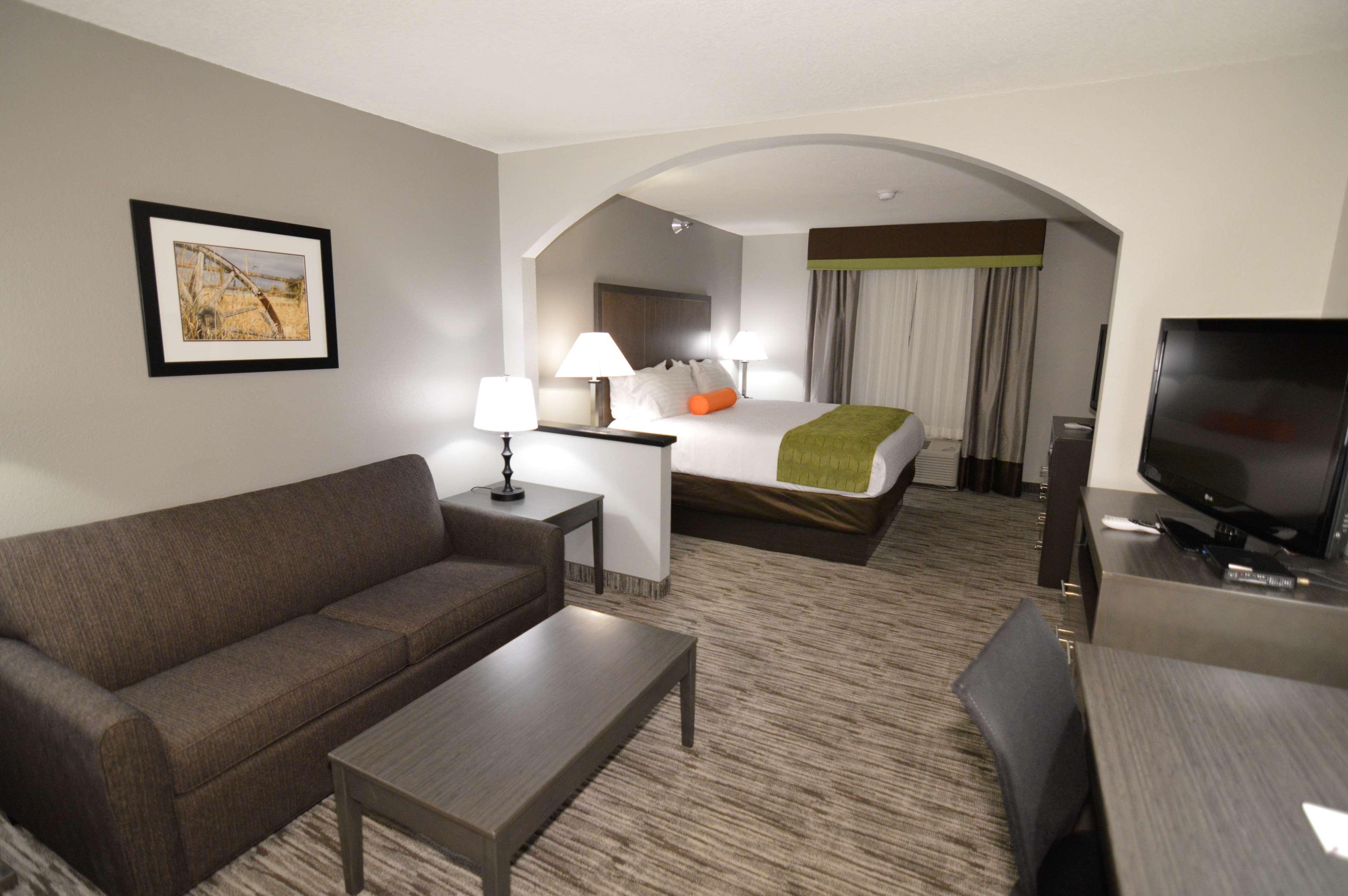 Best Western Plus Liberal Hotel & Suites Dış mekan fotoğraf