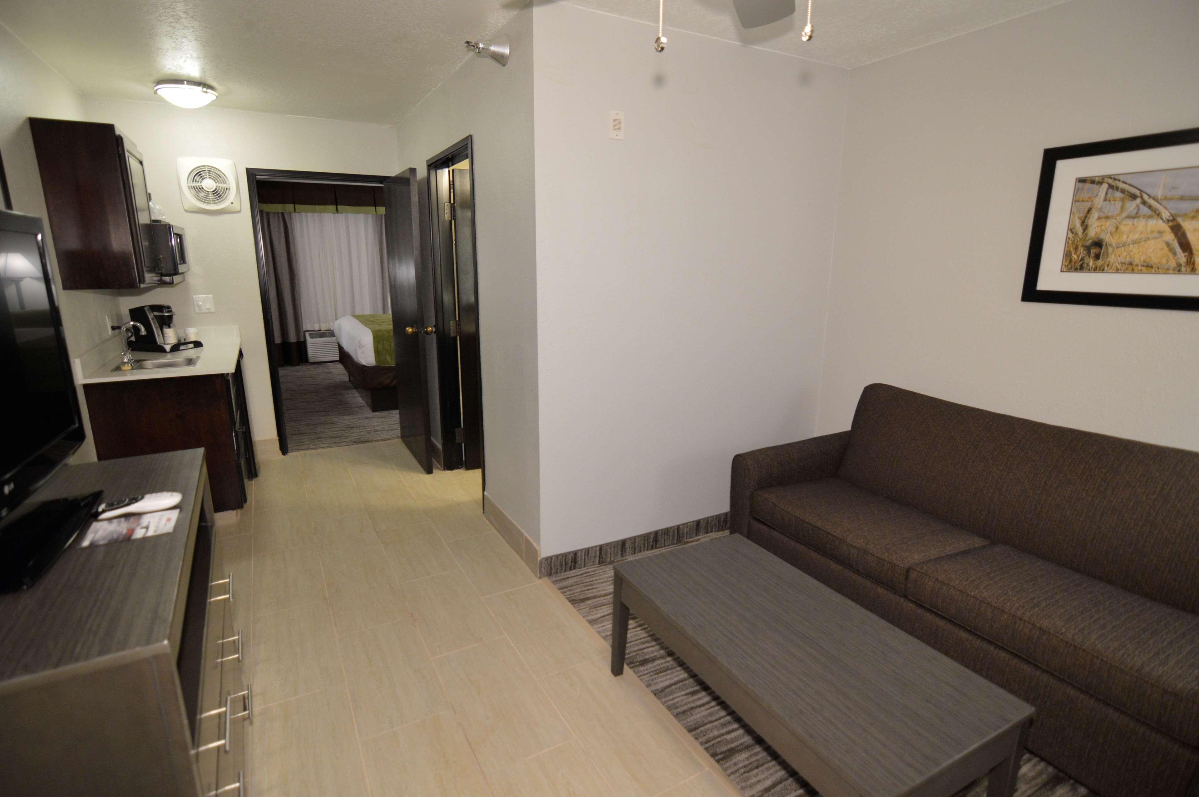 Best Western Plus Liberal Hotel & Suites Dış mekan fotoğraf