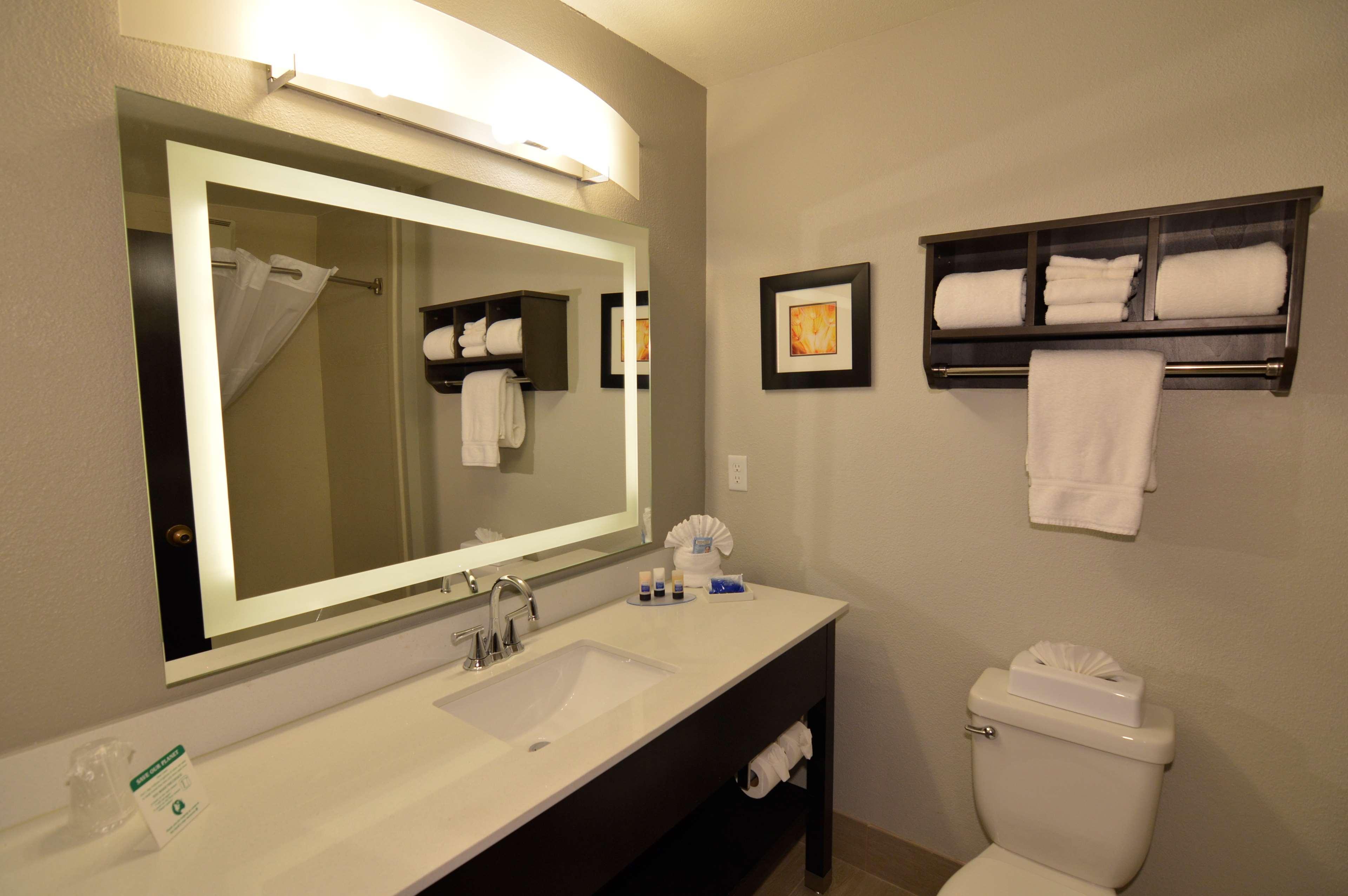 Best Western Plus Liberal Hotel & Suites Dış mekan fotoğraf