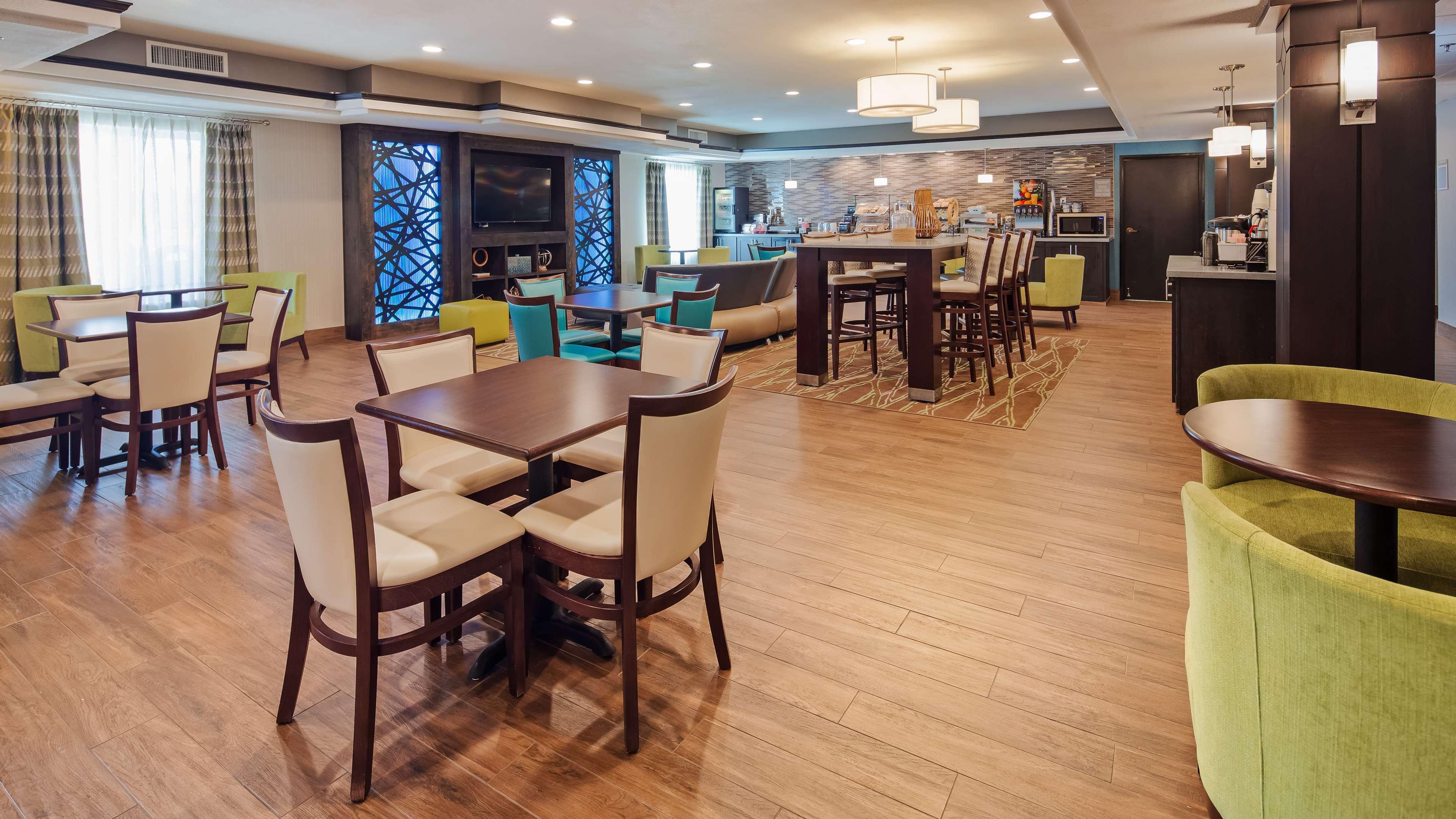 Best Western Plus Liberal Hotel & Suites Dış mekan fotoğraf