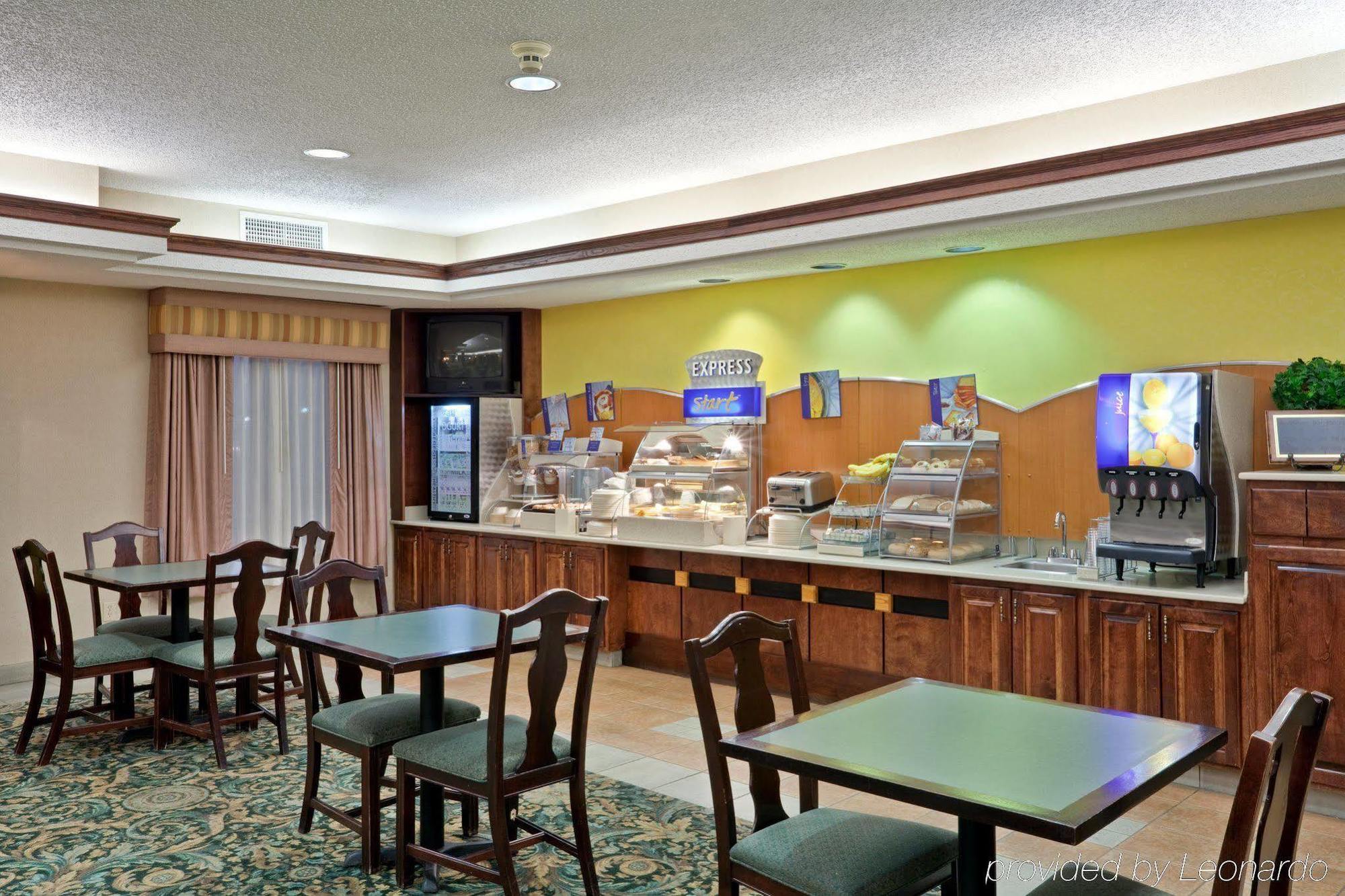 Best Western Plus Liberal Hotel & Suites Restoran fotoğraf